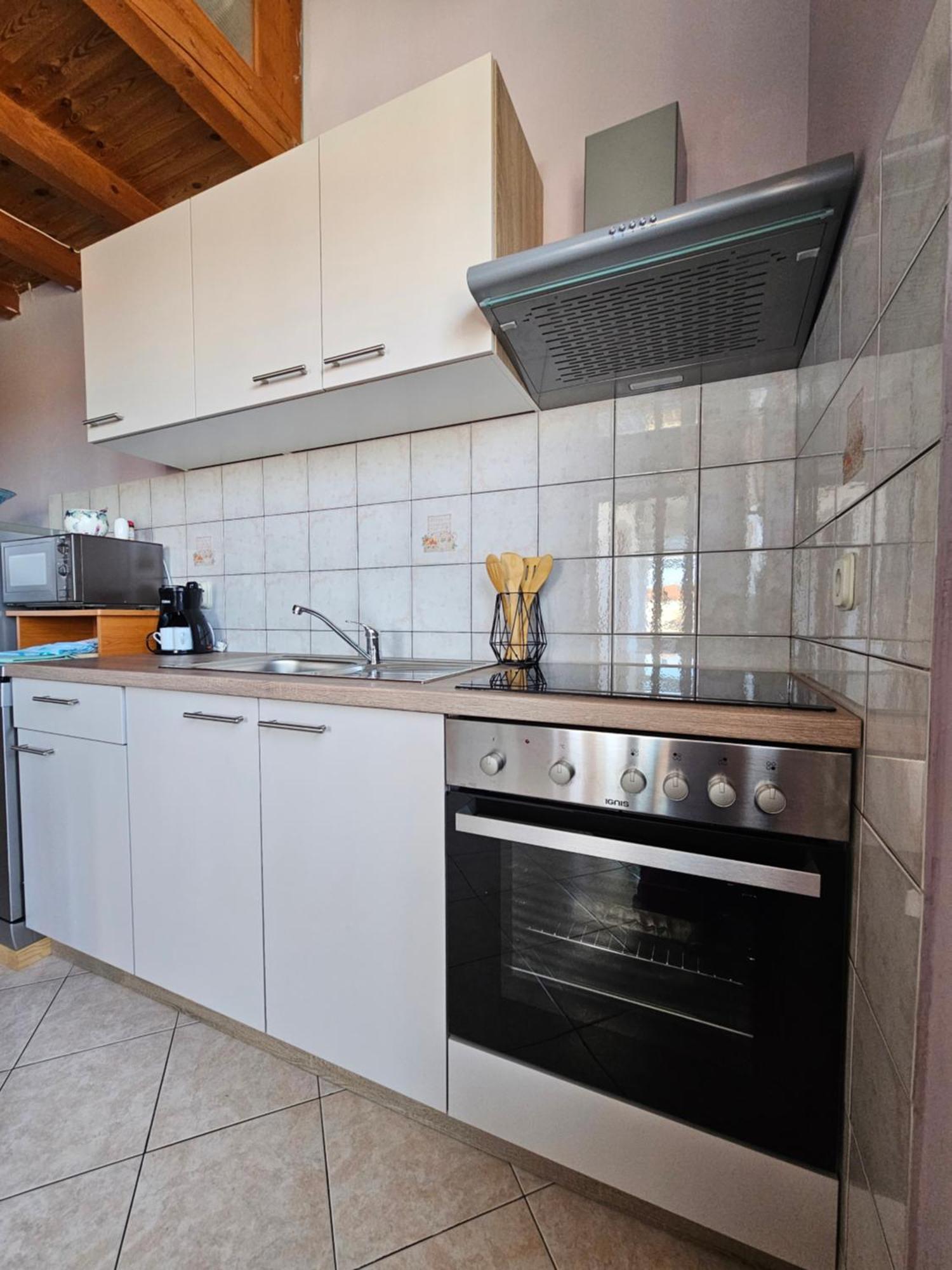 Apartment Neven Rovinj Parking Place ภายนอก รูปภาพ