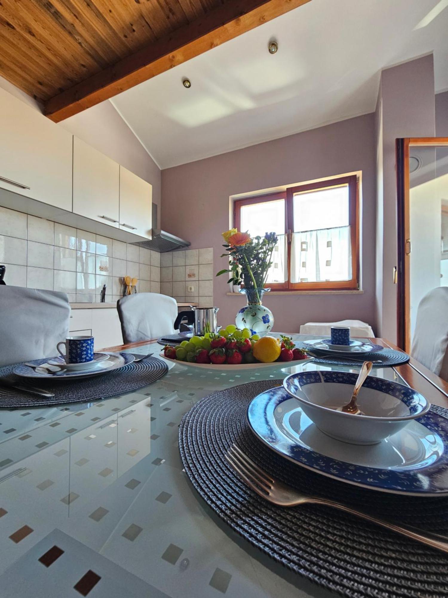 Apartment Neven Rovinj Parking Place ภายนอก รูปภาพ